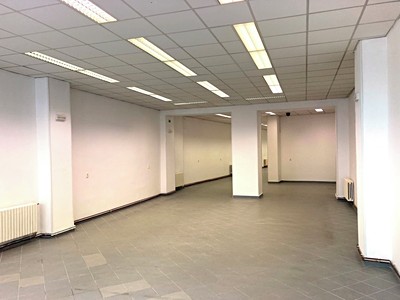 Комерційне приміщення в оренду, 293 м² (2 з 13)