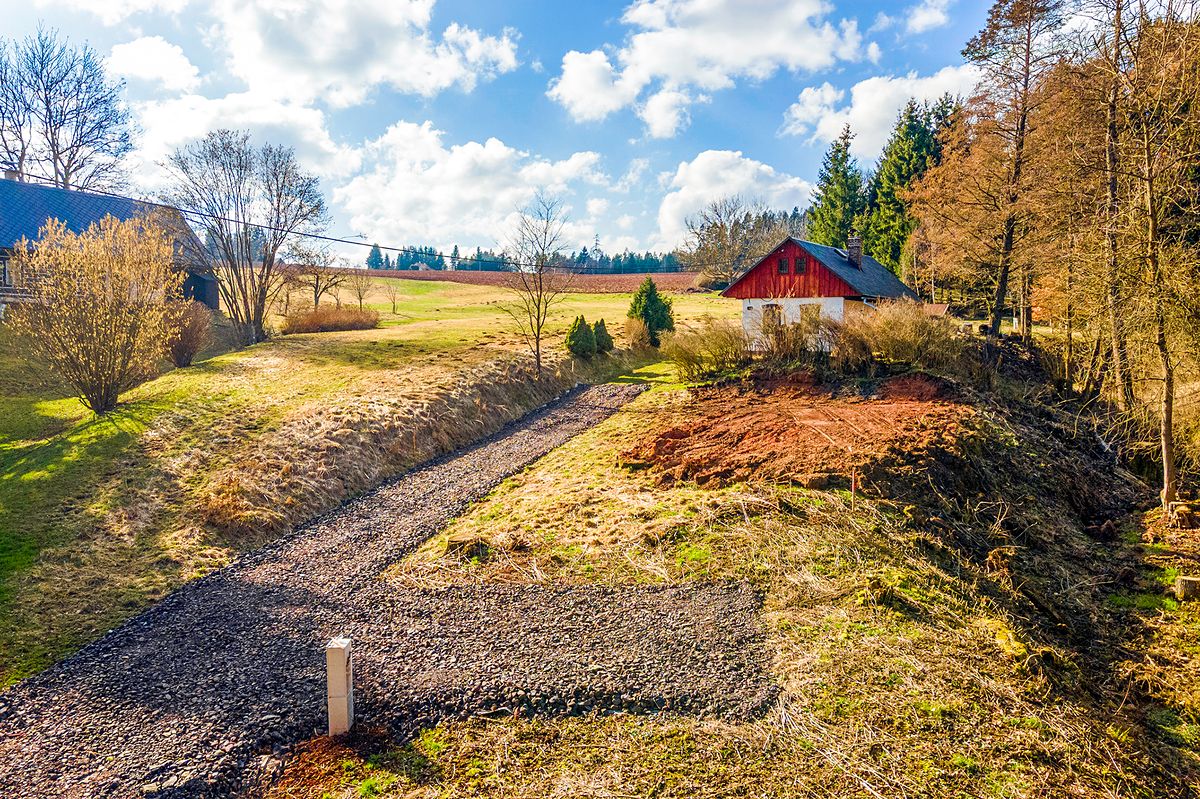 Prodej stavebního pozemku 703 m², Svojek – fotka 1 z 3