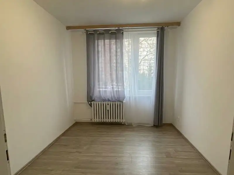 Prodej bytu 2+kk 44 m², Praha – náhled fotky 2