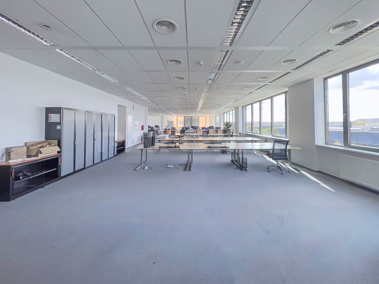 Gewerbefläche zur Miete, 1.261 m² (2 von 14)