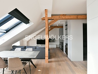 Pronájem bytu 3+kk 156 m² (Podkrovní)