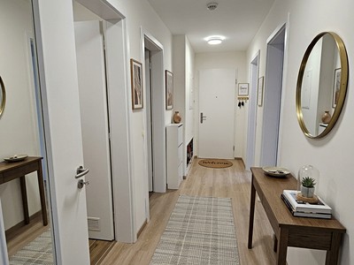 Pronájem bytu 4+kk 77 m² (Jednopodlažní)