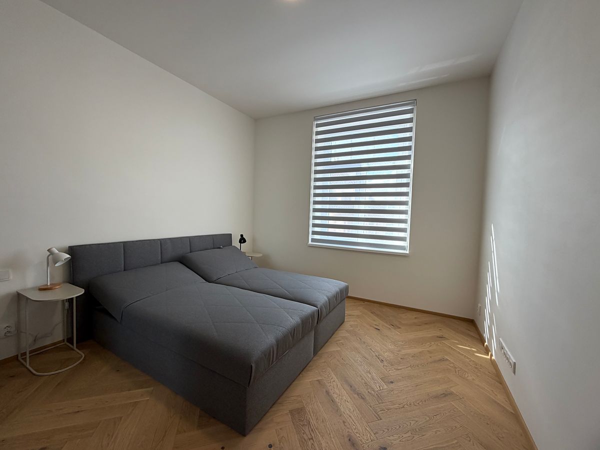 Pronájem bytu 2+kk 60 m² – fotografie 5