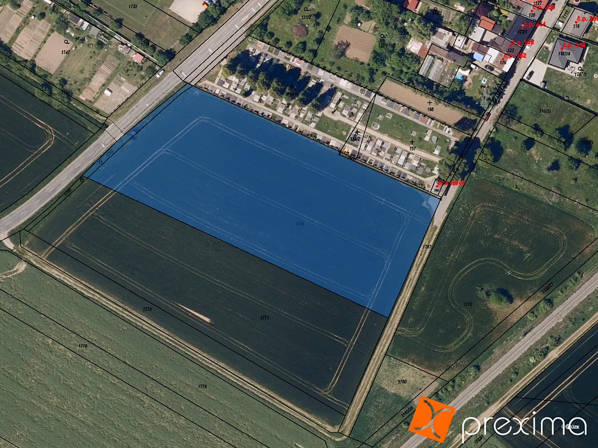 Prodej podílu 1/60 pole 159 m²