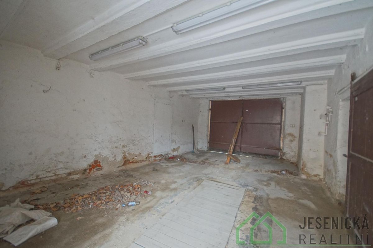 Prodej garáže 73 m² – fotografie 2