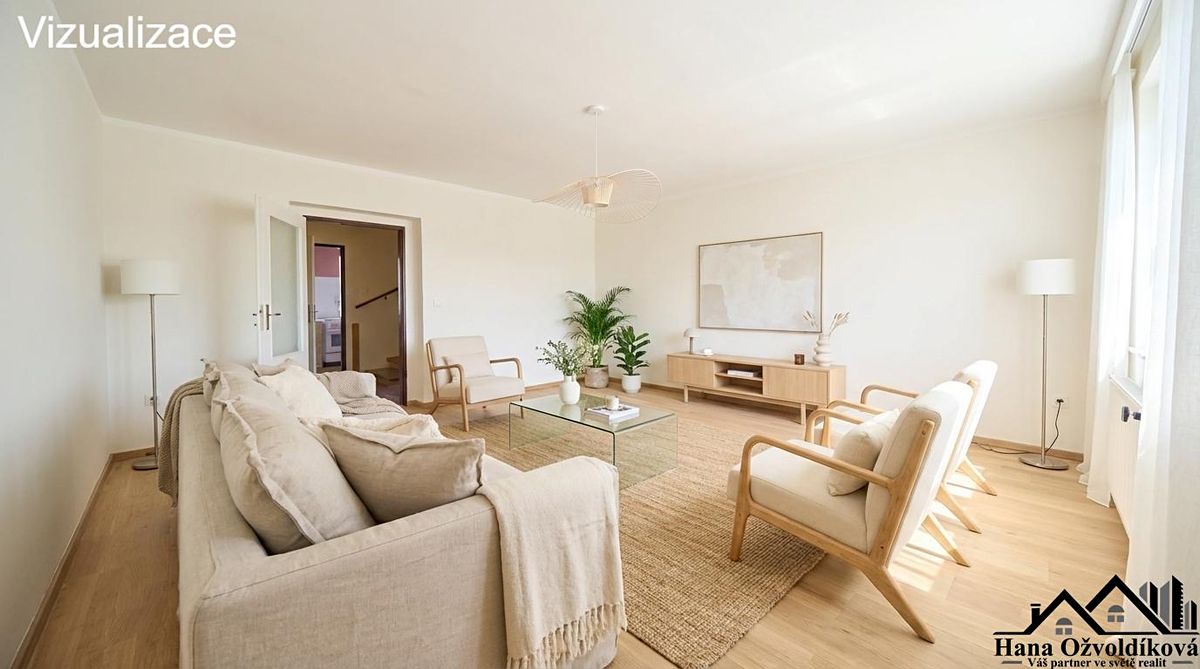 Prodej rodinného domu 242 m², pozemek 149 m² – fotografie 3