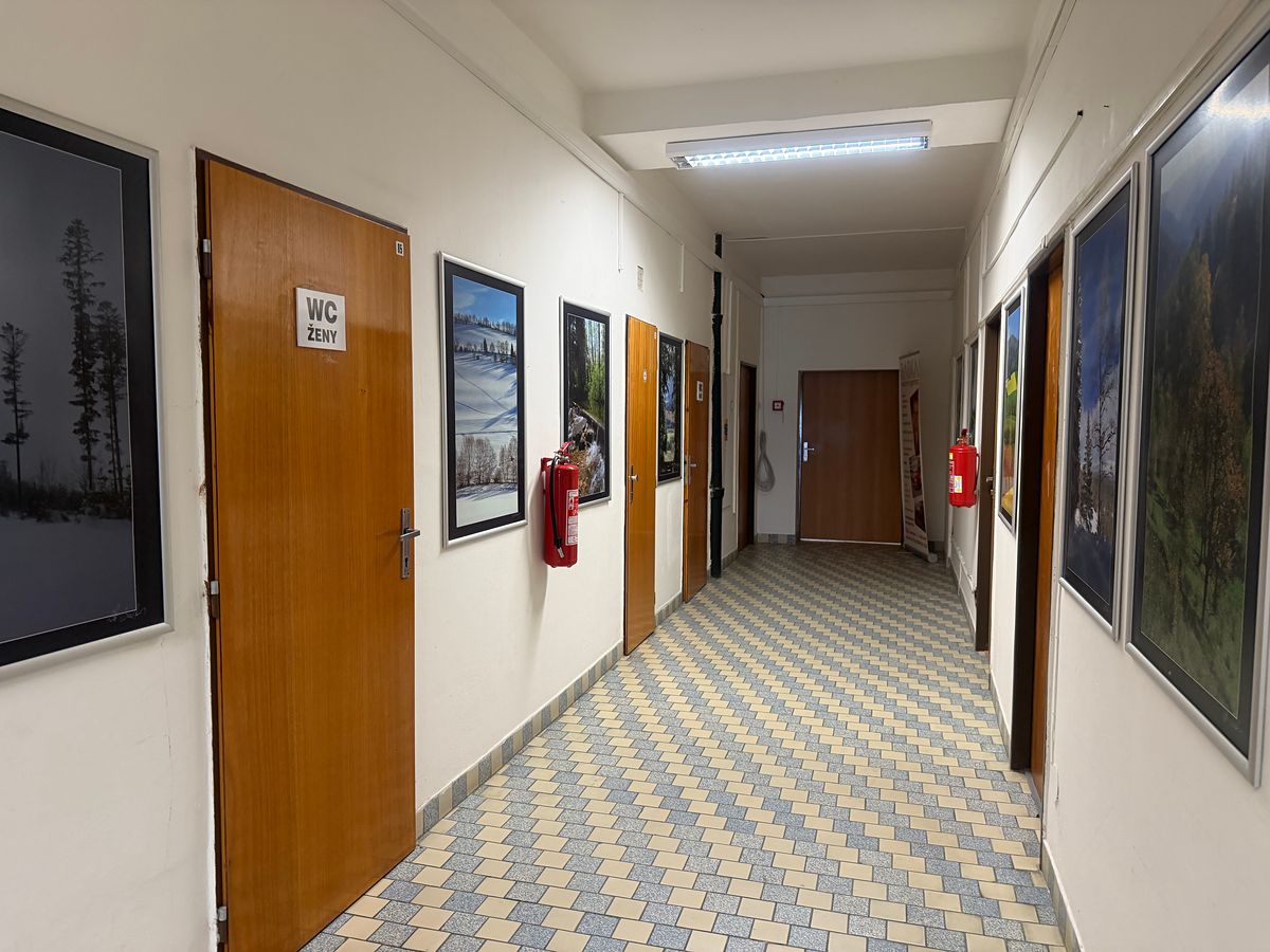 Pronájem kanceláře 17 m² – fotografie 3