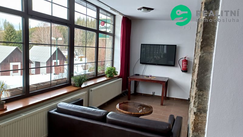 Prodej ubytovacího zařízení 300 m² – fotografie 2