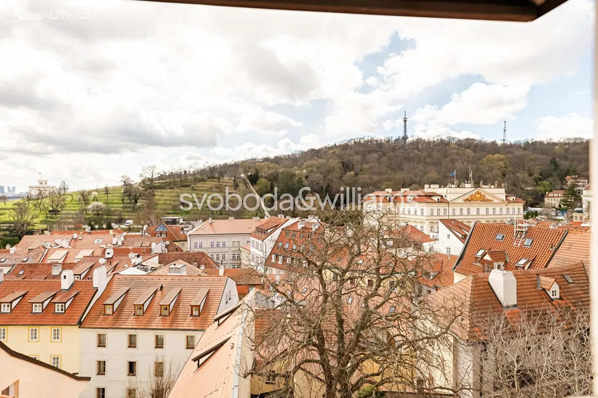 Prodej činžovního domu 1479 m² – další