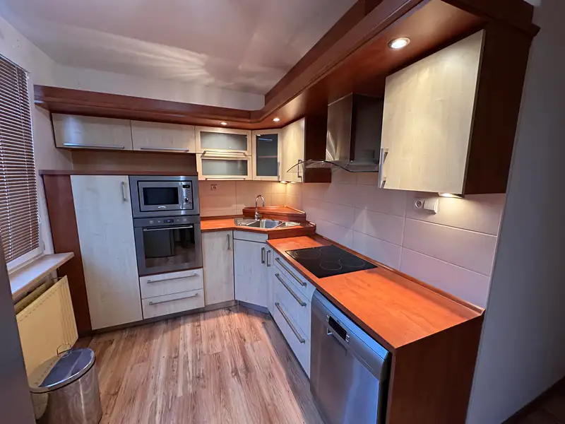 Pronájem bytu 2+1 61 m², Chomutov – náhled fotky 3