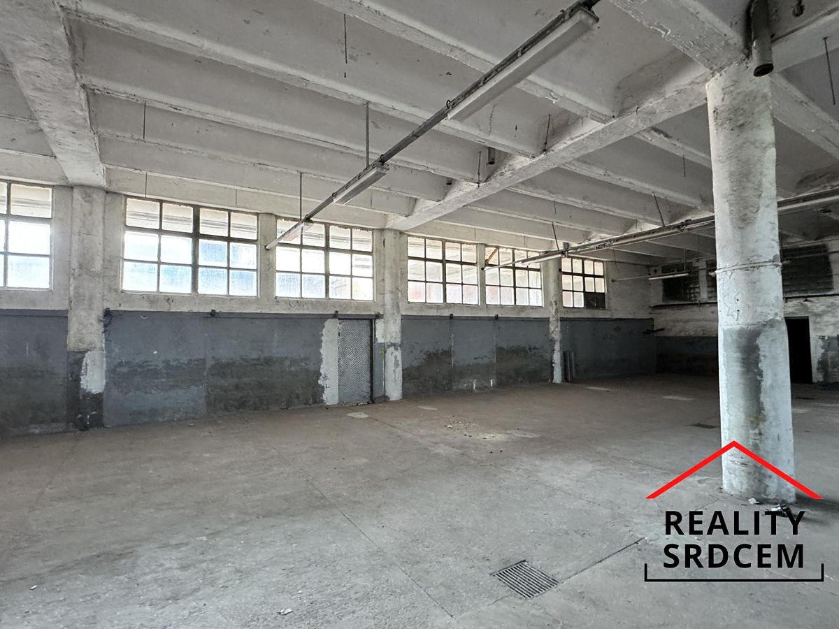 Pronájem výrobní haly, prostoru 855 m² – fotografie 2