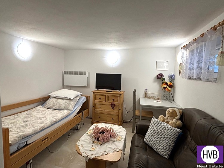 Wohnung 1+1 zur Miete, 60 m² (1 von 7)