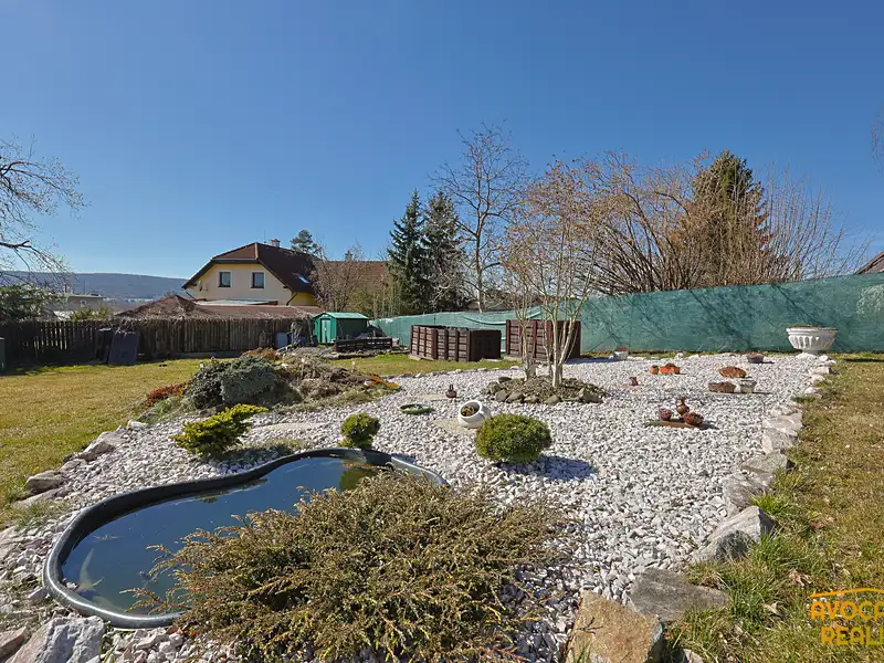 Prodej stavebního pozemku 971 m², Varnsdorf – náhled fotky 2