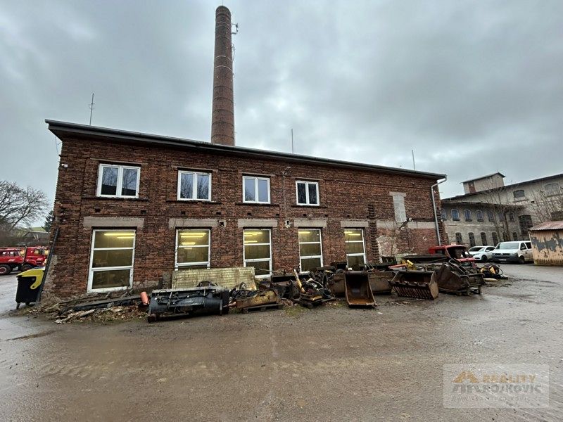 Prodej skladového prostoru 1100 m²