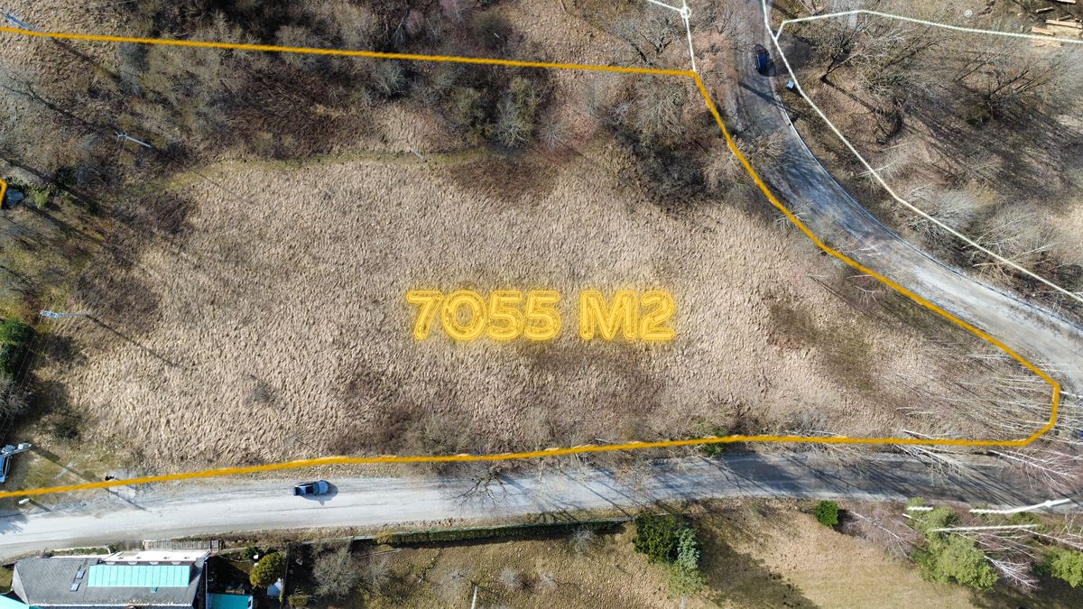 Prodej stavebního pozemku 7055 m²