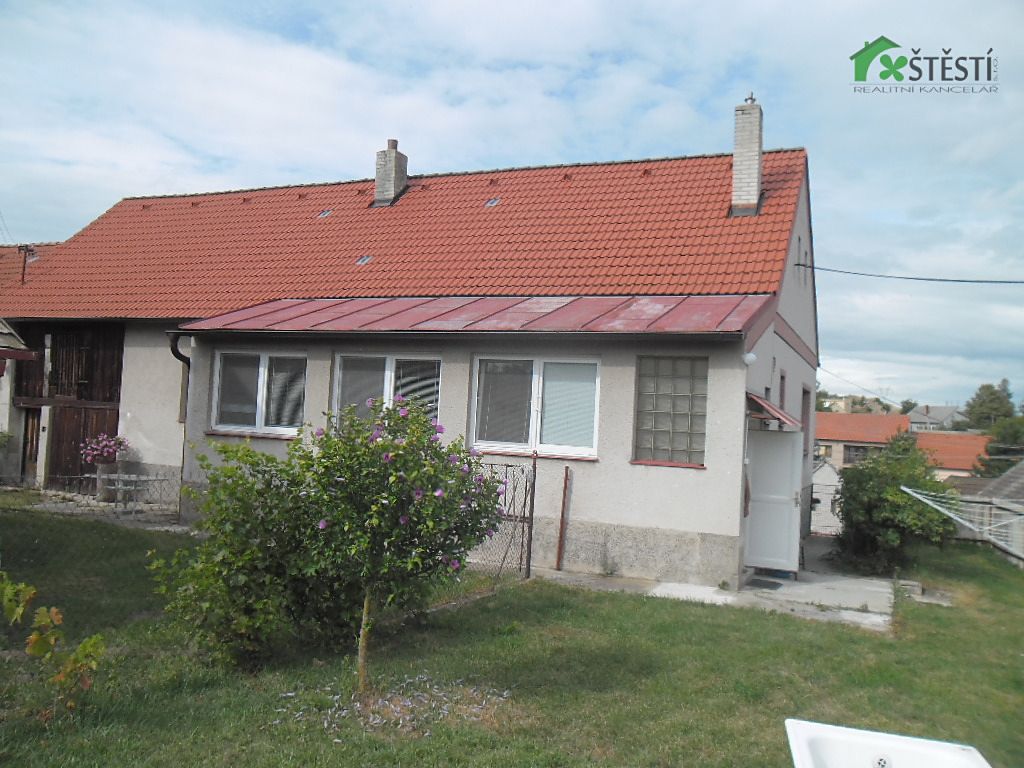 Prodej rodinného domu 450 m², pozemek 1150 m² – fotografie 3