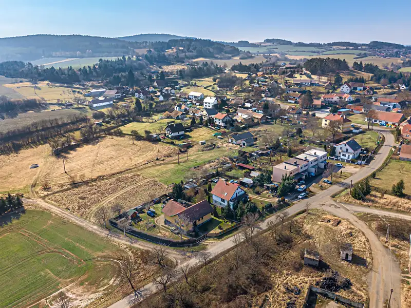 Prodej stavebního pozemku 1219 m², Cetyně – náhled fotky 2