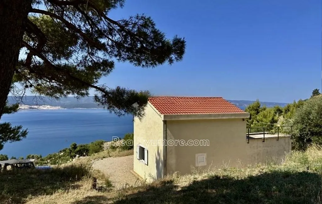 Prodej zemědělské usedlosti 96 m², pozemek 8183 m²