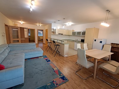 Pronájem bytu 4+kk 93 m² (Jednopodlažní)