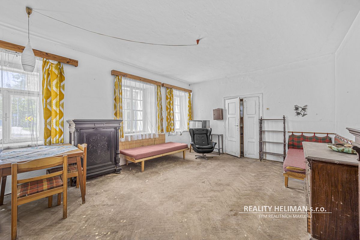 Prodej vícegeneračního domu 569 m², pozemek 1864 m² – fotografie 5