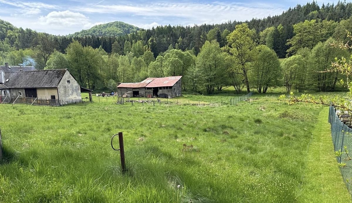 Prodej stavebního pozemku 1131 m² – fotografie 2