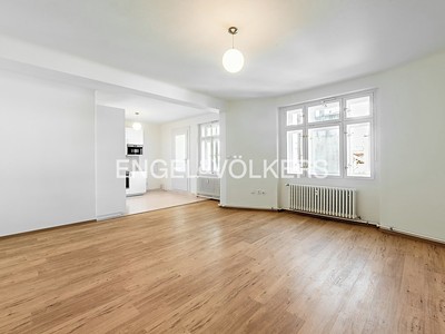 Pronájem bytu 3+kk 141 m²