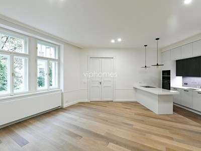 Pronájem bytu 4+kk 118 m²