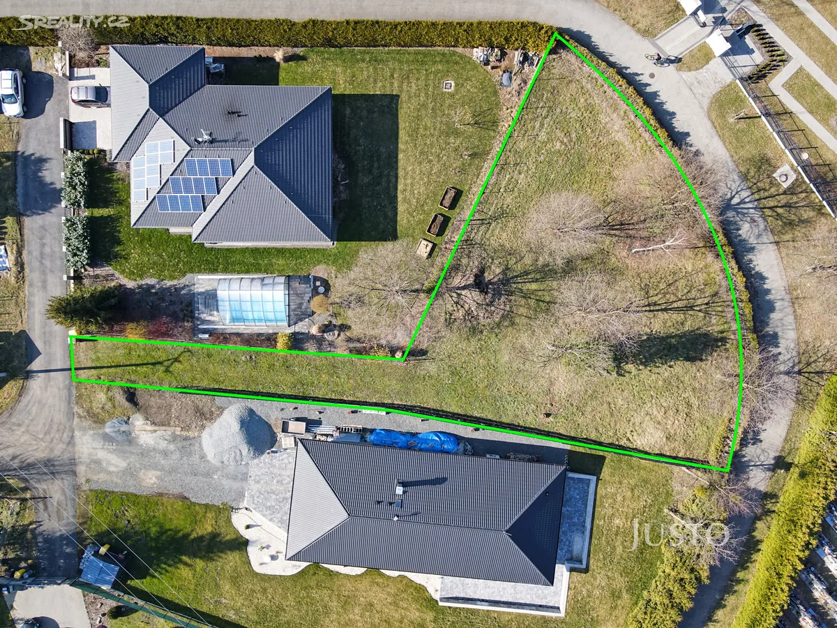 Prodej stavebního pozemku 1088 m² – pohled 3
