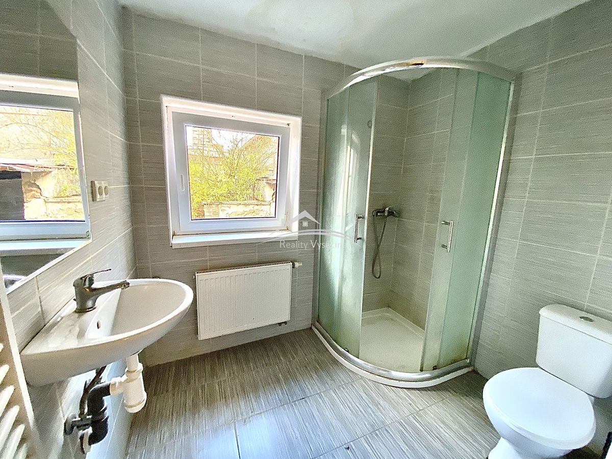 Prodej rodinného domu 140 m², pozemek 97 m² – fotografie 2