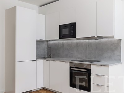 Pronájem bytu 1+kk 28 m²