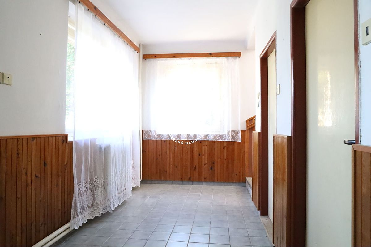Prodej vícegeneračního domu 383 m², pozemek 225 m² – fotografie 4
