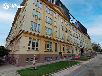 Pronájem kanceláře 58 m²