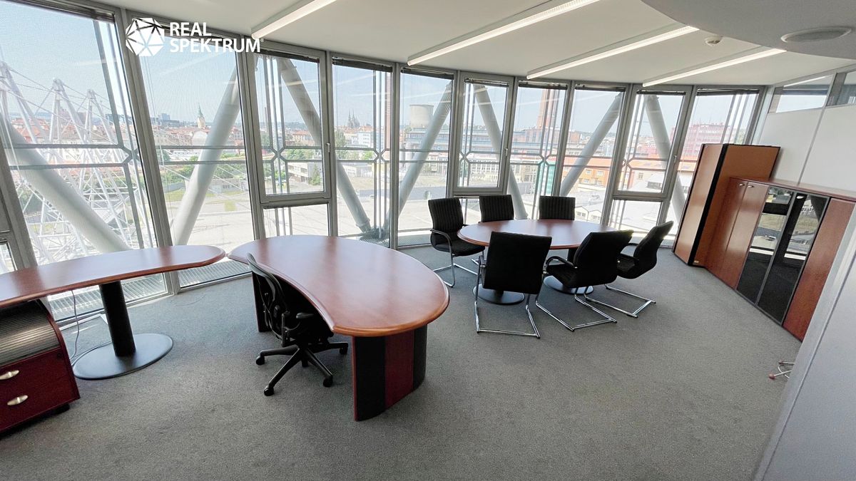 Pronájem kanceláře 39 m² – fotografie 2