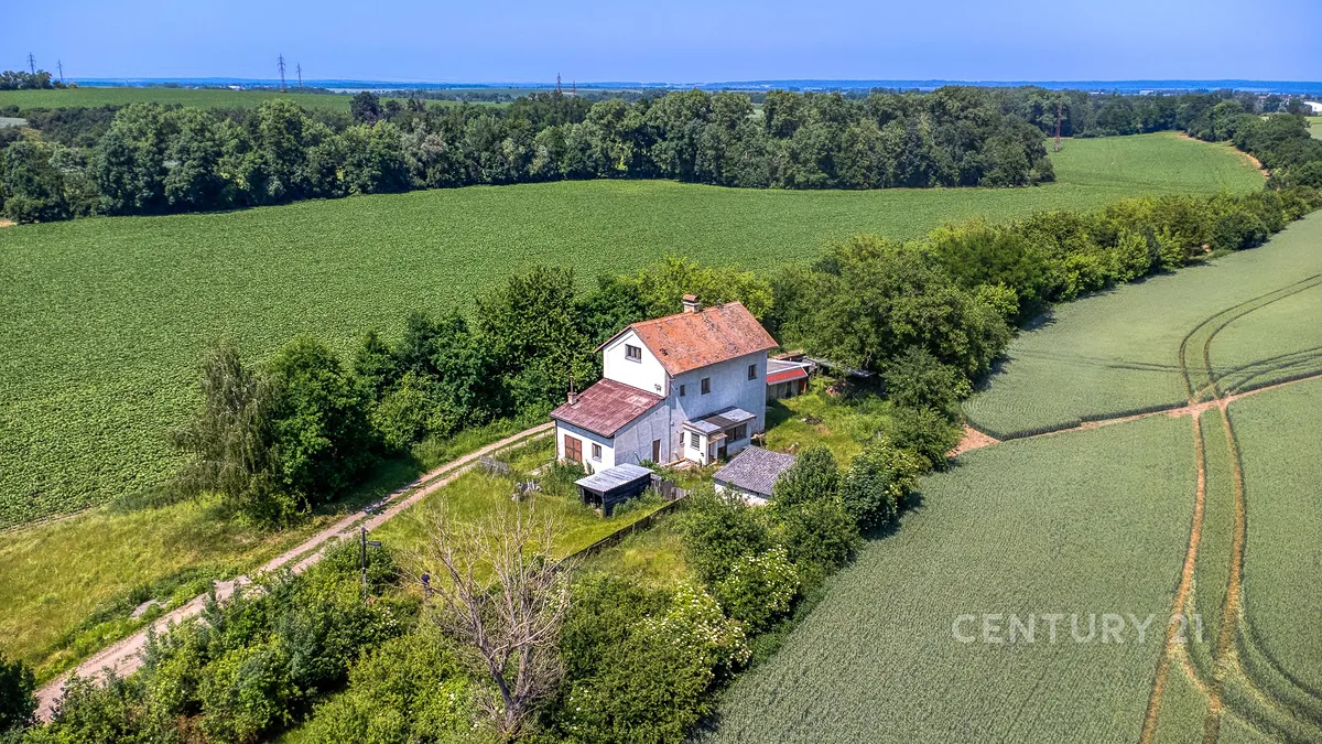 Prodej rodinného domu 341 m², pozemek 1120 m²
