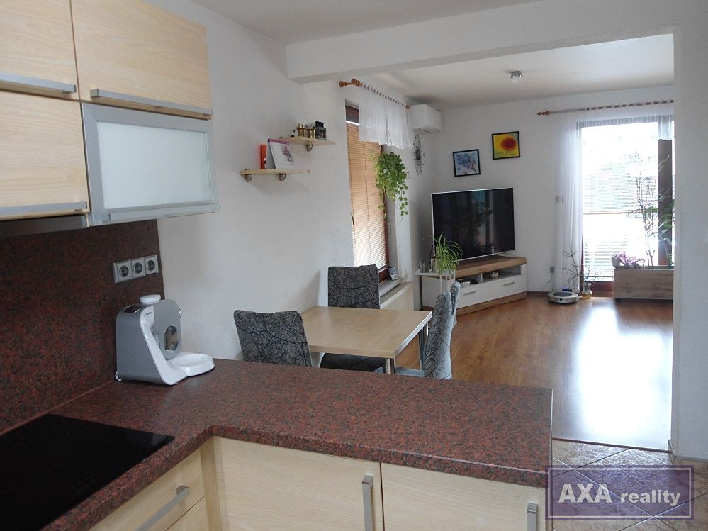 Prodej rodinného domu 145 m², pozemek 517 m² – fotografie 5