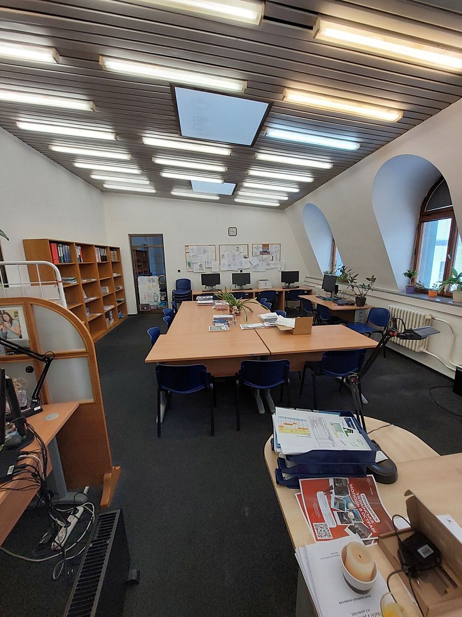 Pronájem kanceláře 69 m² – fotografie 3