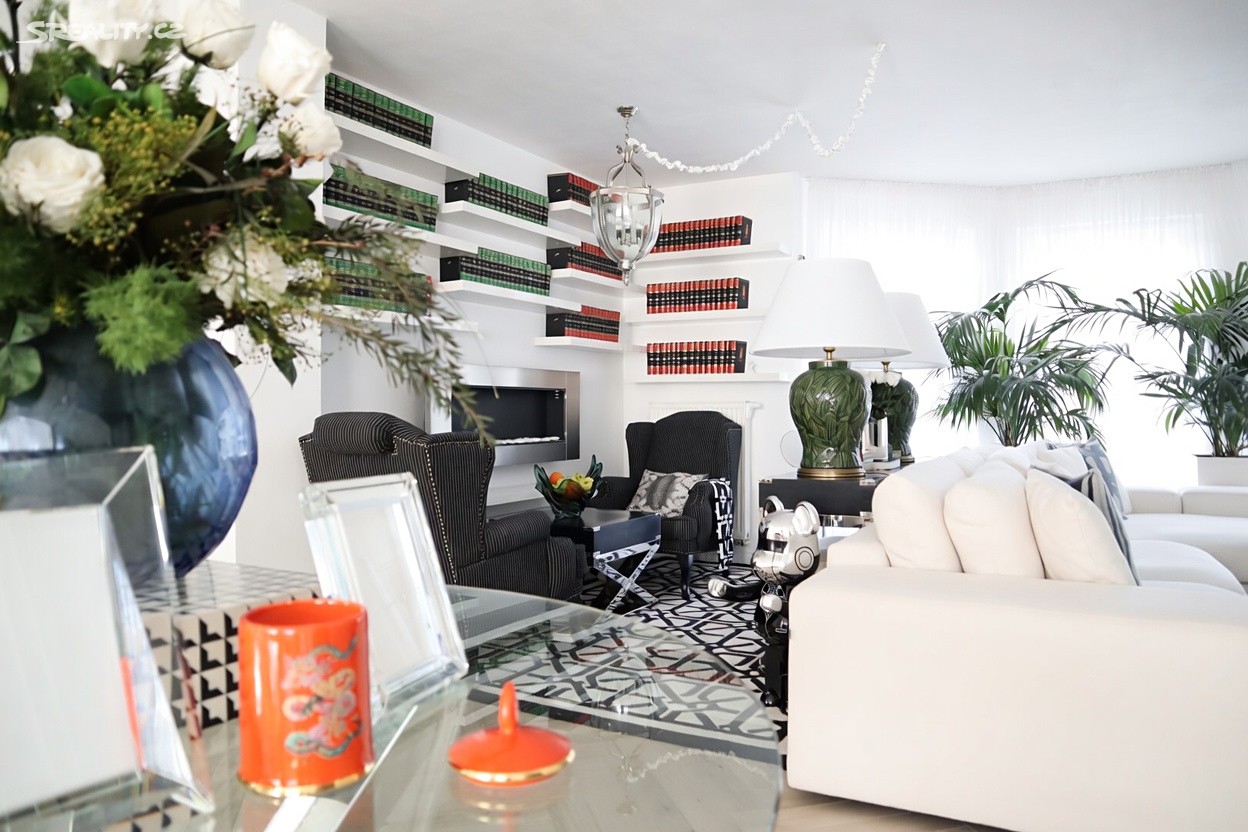 Prodej  rodinného domu 220 m², pozemek 562 m² – pohled 6