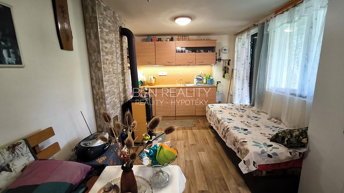 Prodej chaty 30 m², pozemek 394 m² – fotografie 3