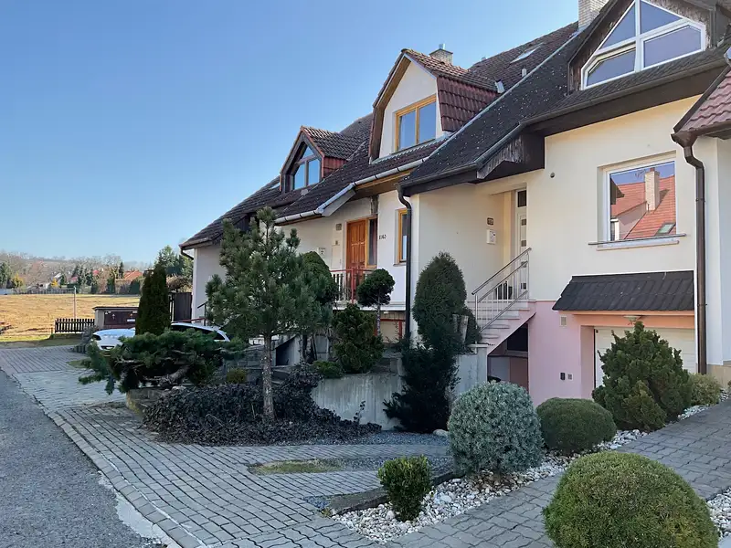 Prodej rodinného domu 206 m², pozemek 231 m², Uherské Hradiště – náhled fotky 2