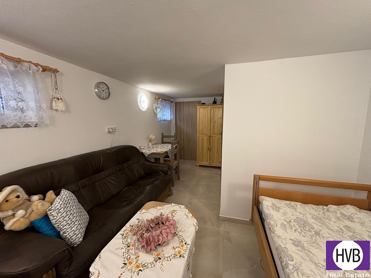 Pronájem bytu 1+1 60 m² – fotografie 2