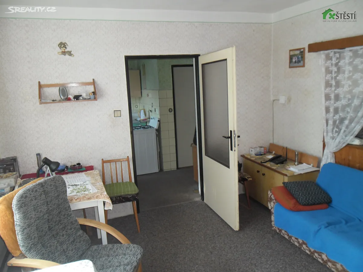Prodej rodinného domu 190 m², pozemek 636 m² - Widok 6