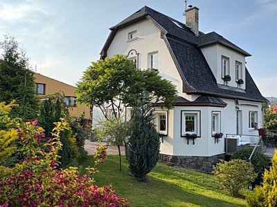 Prodej  rodinného domu 143 m², pozemek 1 657 m² — photo 2