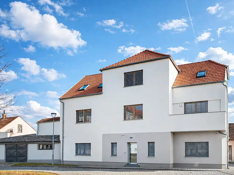 Prodej bytu 5+kk 96 m², Uherský Ostroh – náhled fotky 2