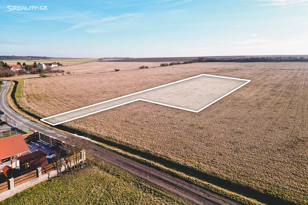 Prodej stavebního pozemku 2121 m² – pohled 4