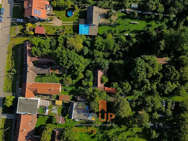 Prodej stavebního pozemku 1595 m², Malá Vrbka – náhled fotky 2