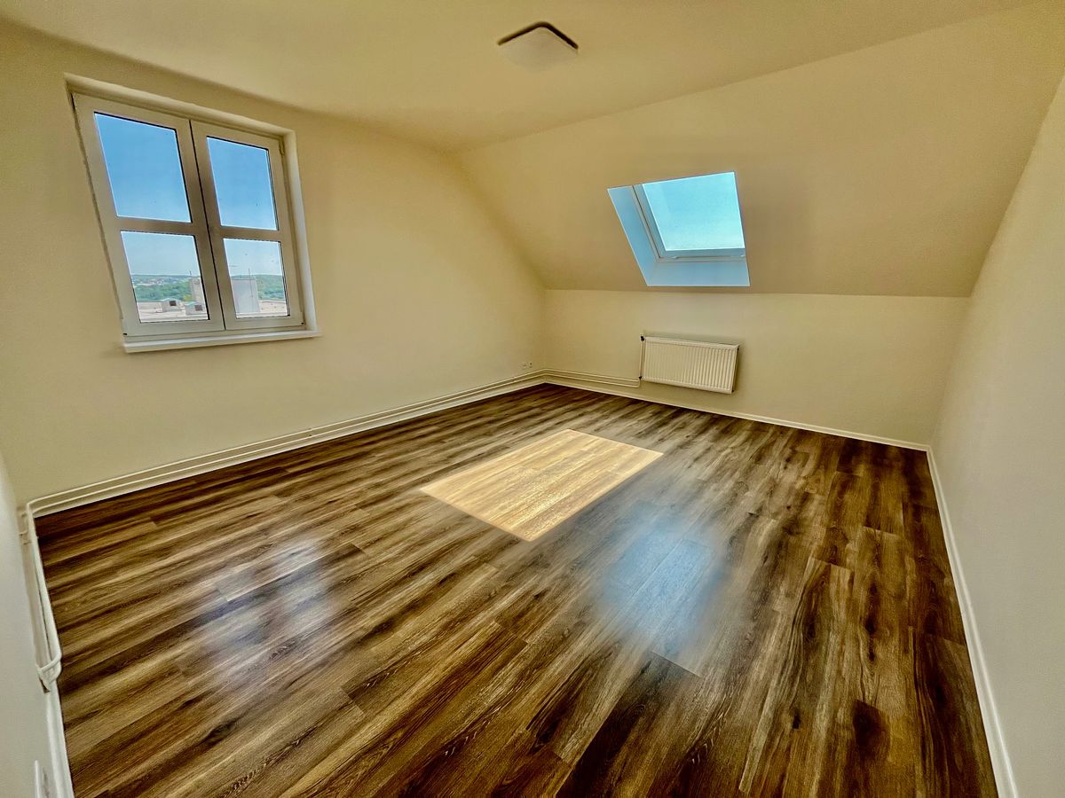 Pronájem bytu 2+1 44 m² – fotografie 4