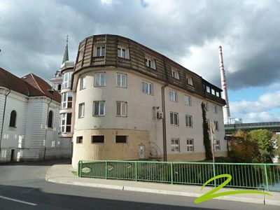 Prodej obchodního prostoru 2000 m²
