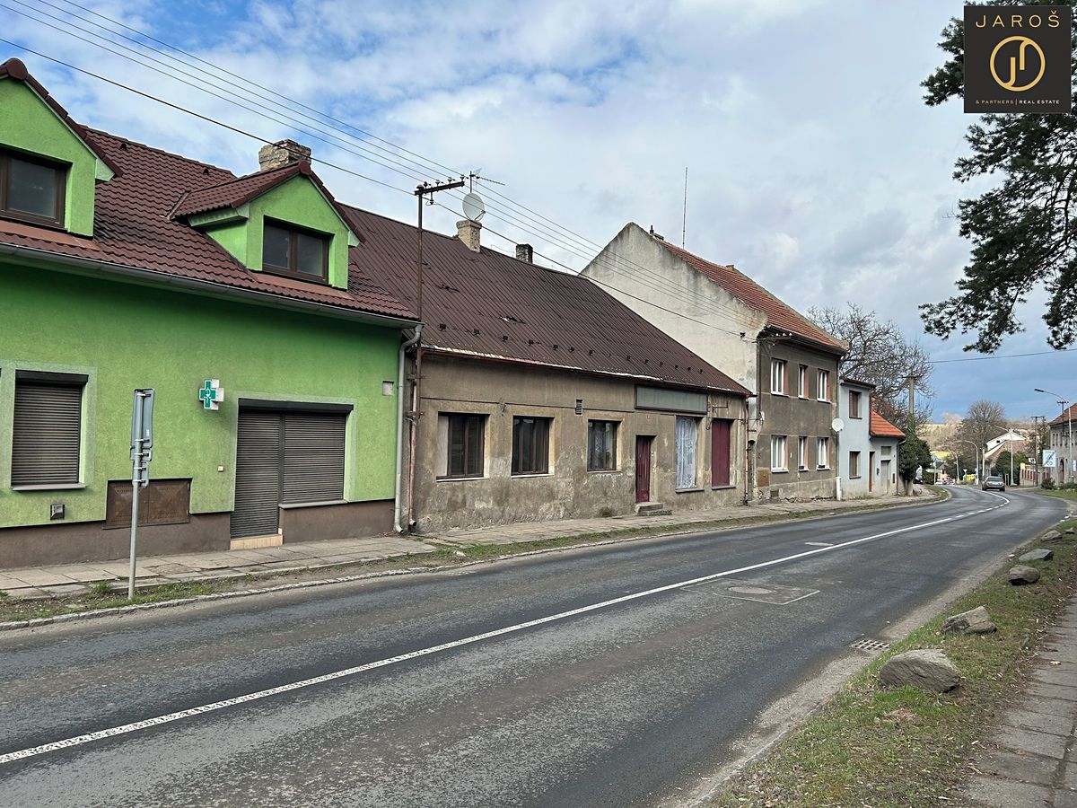 Prodej rodinného domu 190 m², pozemek 435 m² – fotografie 2