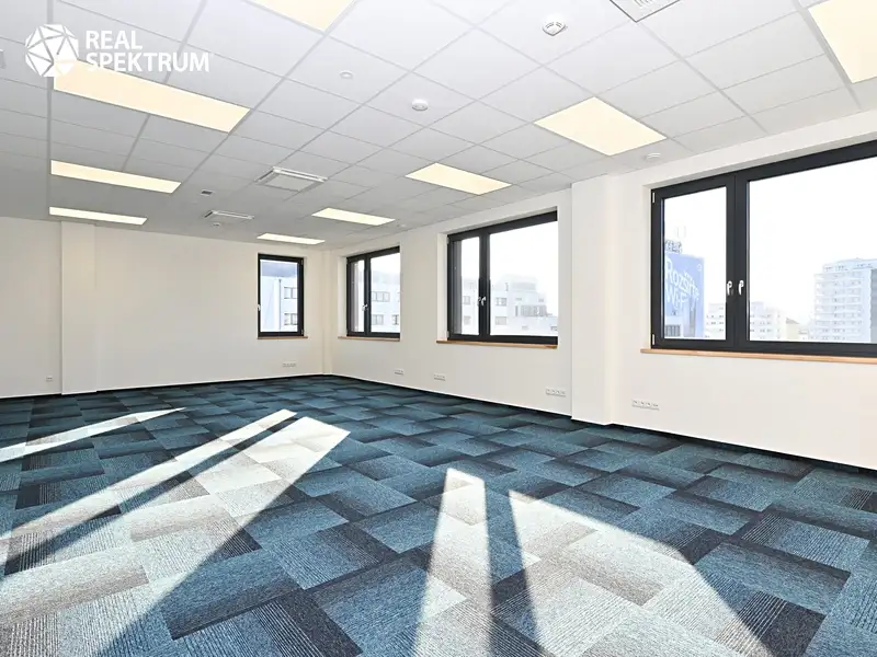 Pronájem kanceláře 64 m², Brno – náhled fotky 1