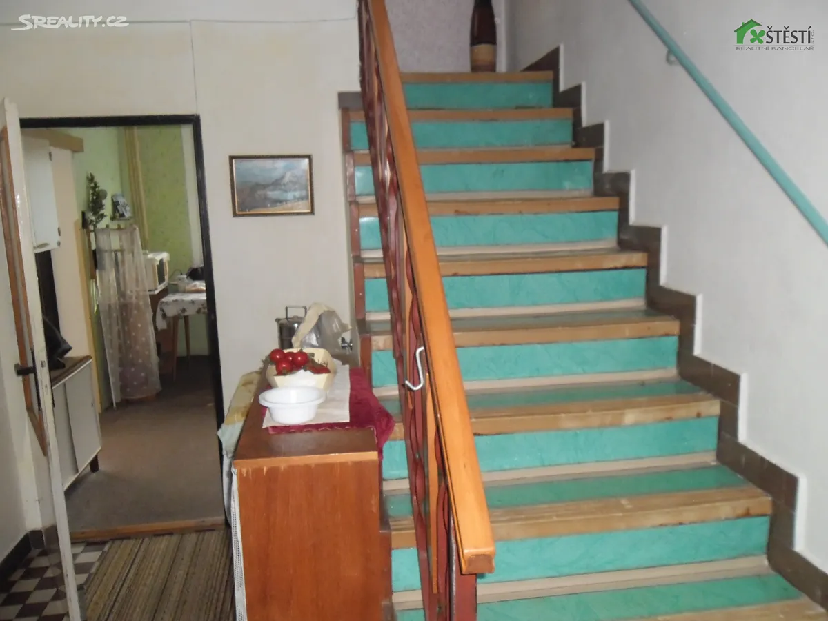 Prodej rodinného domu 190 m², pozemek 636 m² - Więcej
